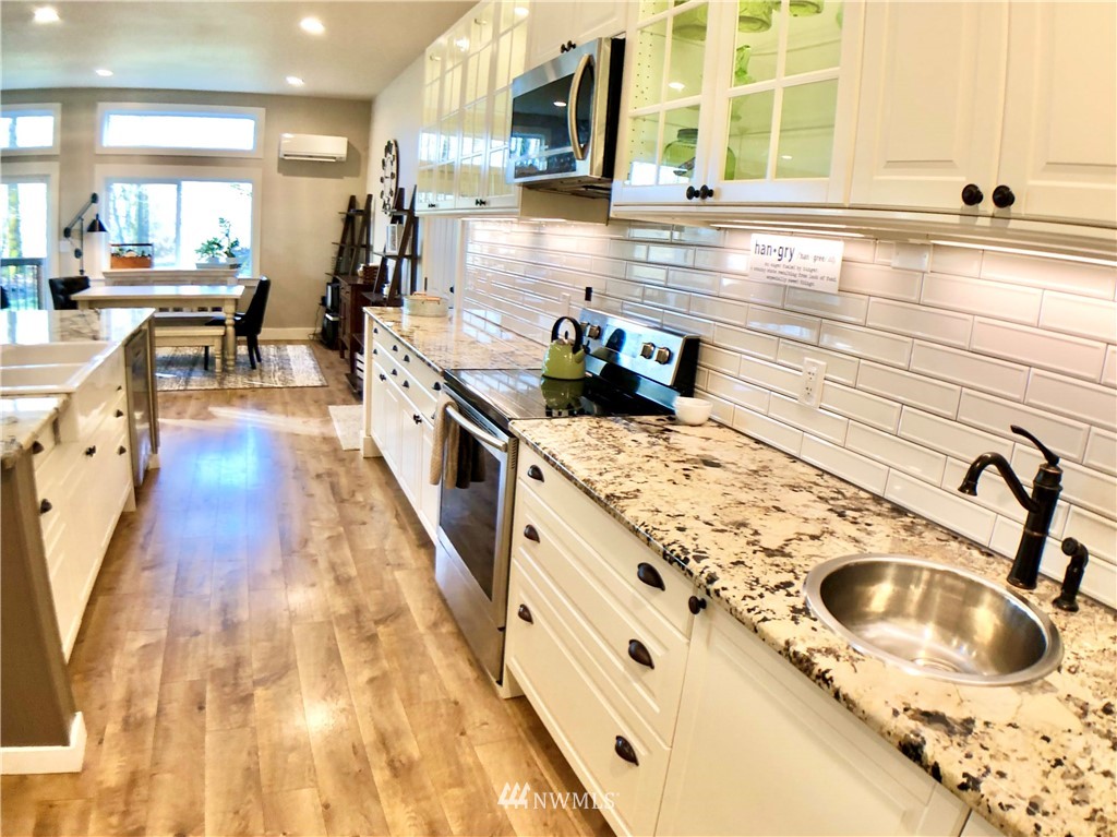 6915 Robe Menzel Road Granite Falls, WA 98252 - Photo 4 of 30