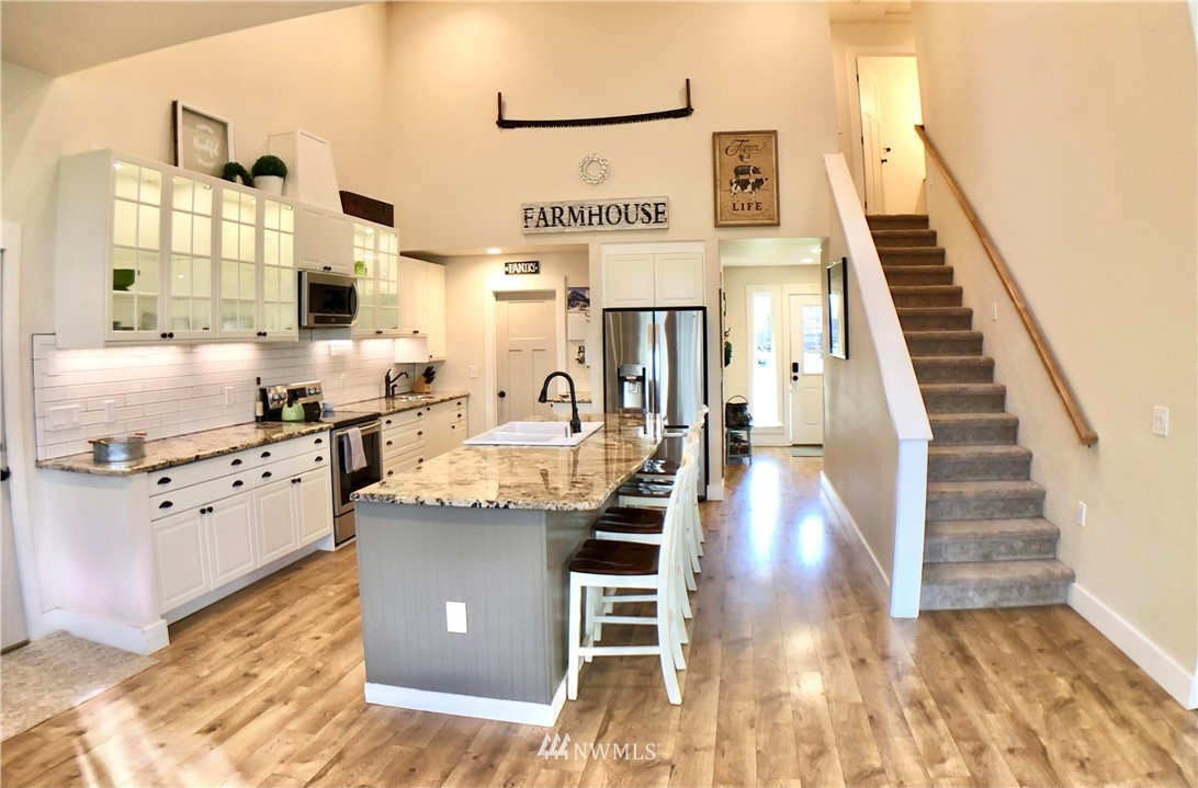 6915 Robe Menzel Road Granite Falls, WA 98252 - Photo 5 of 30