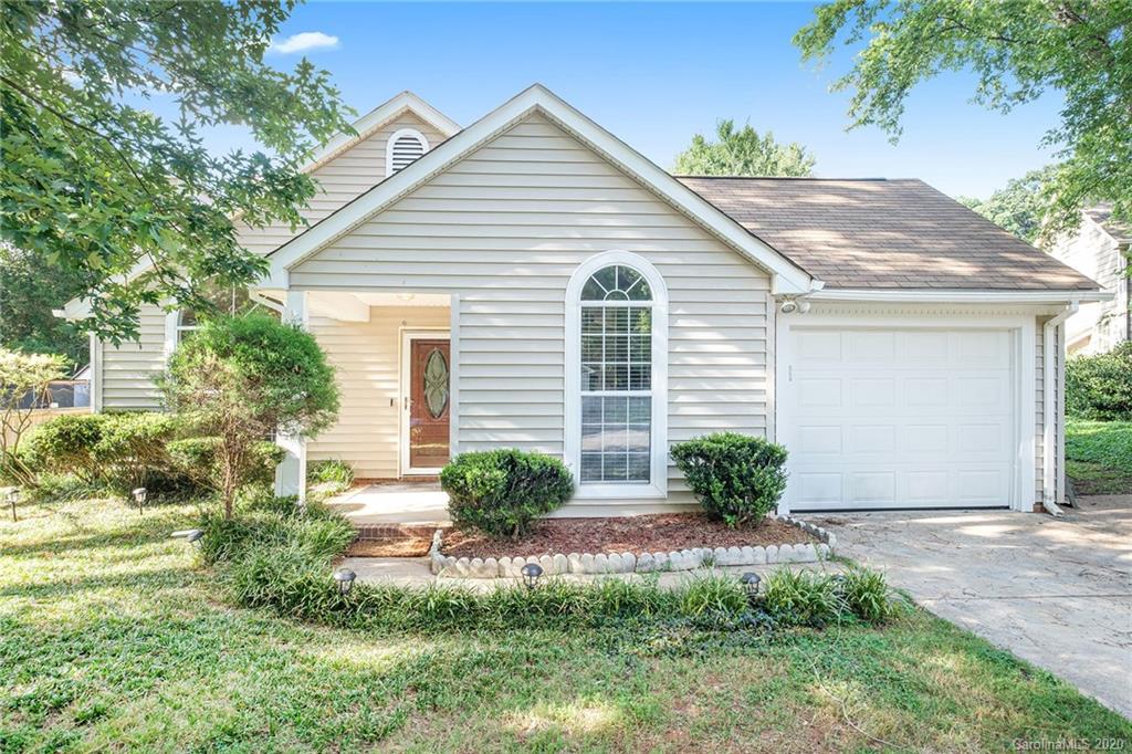 710 Foxborough Road Charlotte, NC 28213 - Photo 15 of 17 a front view of a house with garden