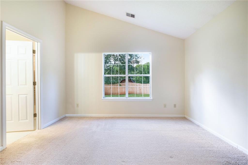 710 Foxborough Road Charlotte, NC 28213 - Photo 9 of 17 an empty room with a window