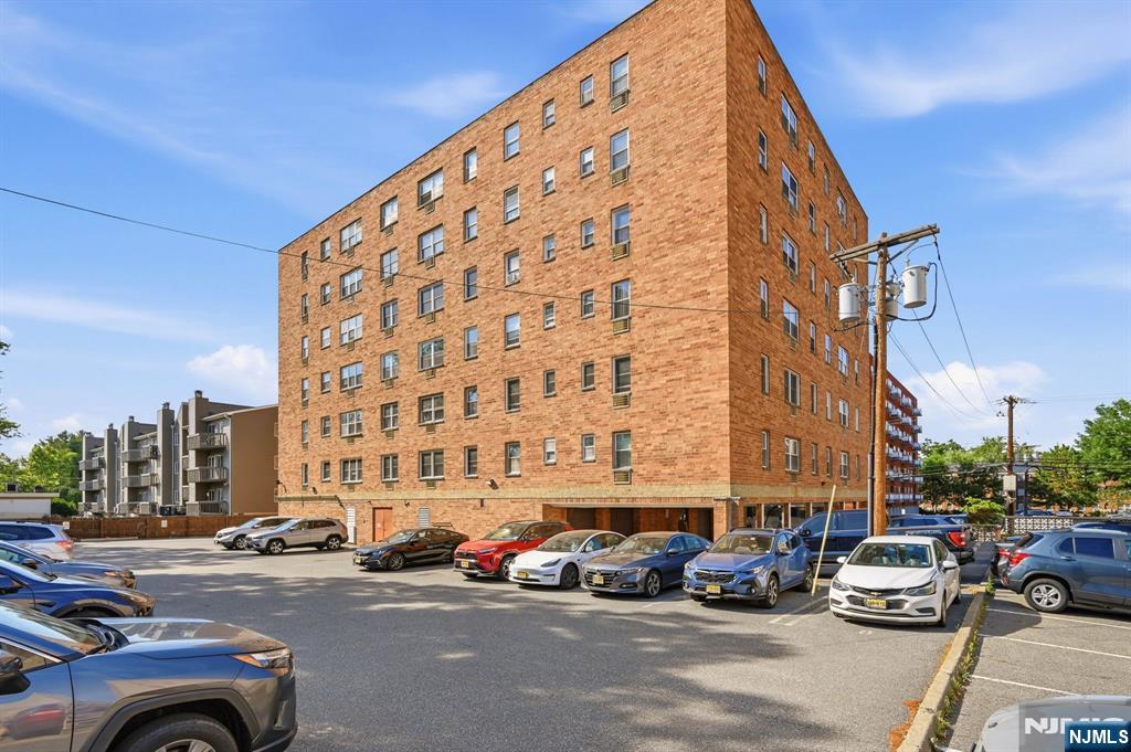 25 Jefferson Street, Unit 2F Hackensack, NJ 07601 - Photo 29 of 29