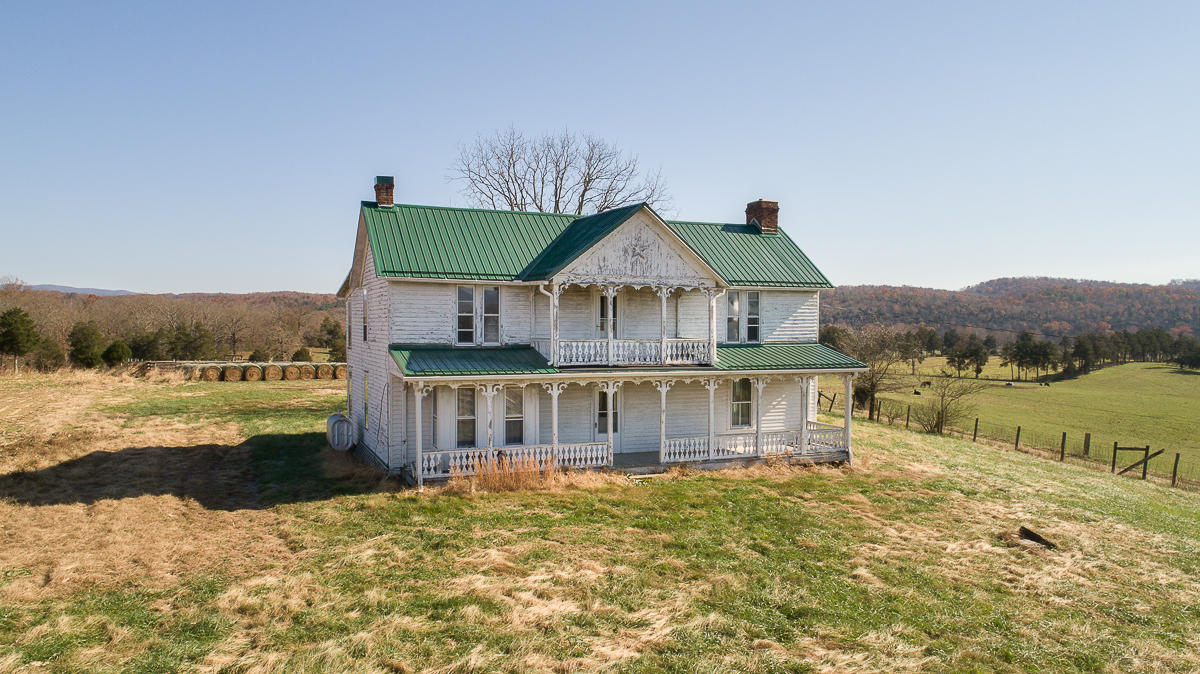 2422 Poor Farm Road Fincastle, VA 24090 - Photo 1 of 61 Aerial view