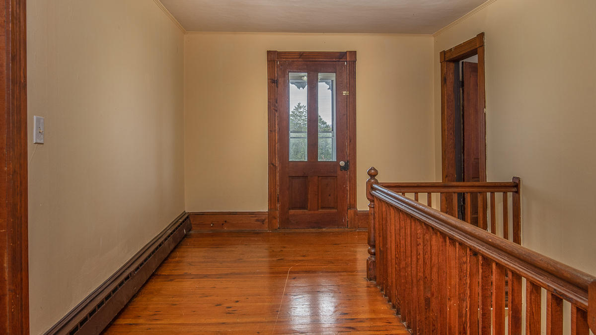2422 Poor Farm Road Fincastle, VA 24090 - Photo 37 of 61 Upper Landing