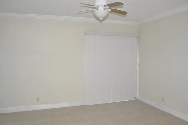 $169,900 | 10 Crossings Circle, Unit A, Boynton Beach, FL 33435