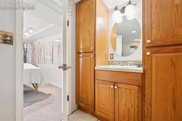 $579,000 | 191 Shady Lane, Palmer Lake, CO 80133