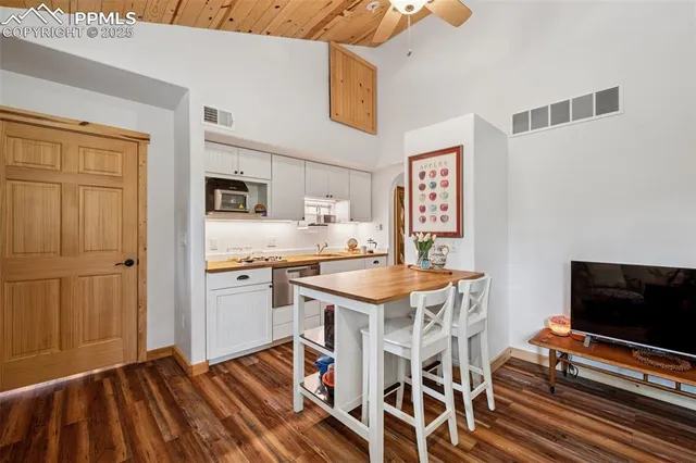 $579,000 | 191 Shady Lane, Palmer Lake, CO 80133