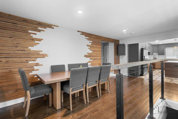 $484,900 | 575 Olive Street, Hoffman Estates, IL 60169