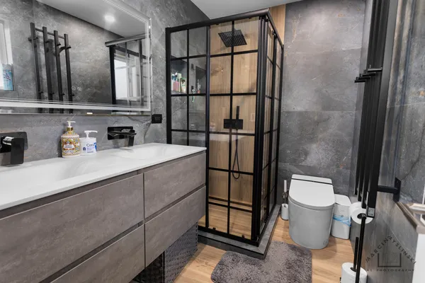 $484,900 | 575 Olive Street, Hoffman Estates, IL 60169