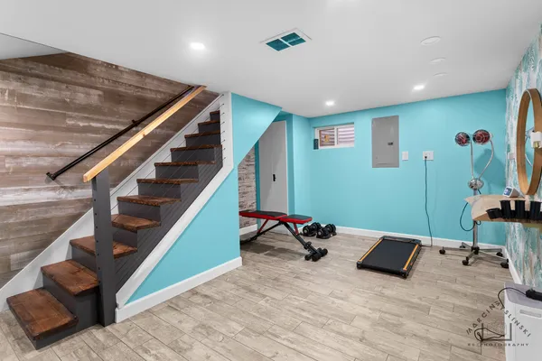 $484,900 | 575 Olive Street, Hoffman Estates, IL 60169