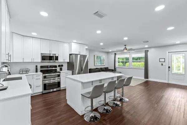 $815,000 | 1800 Northeast 28th Avenue, Pompano Beach, FL 33062