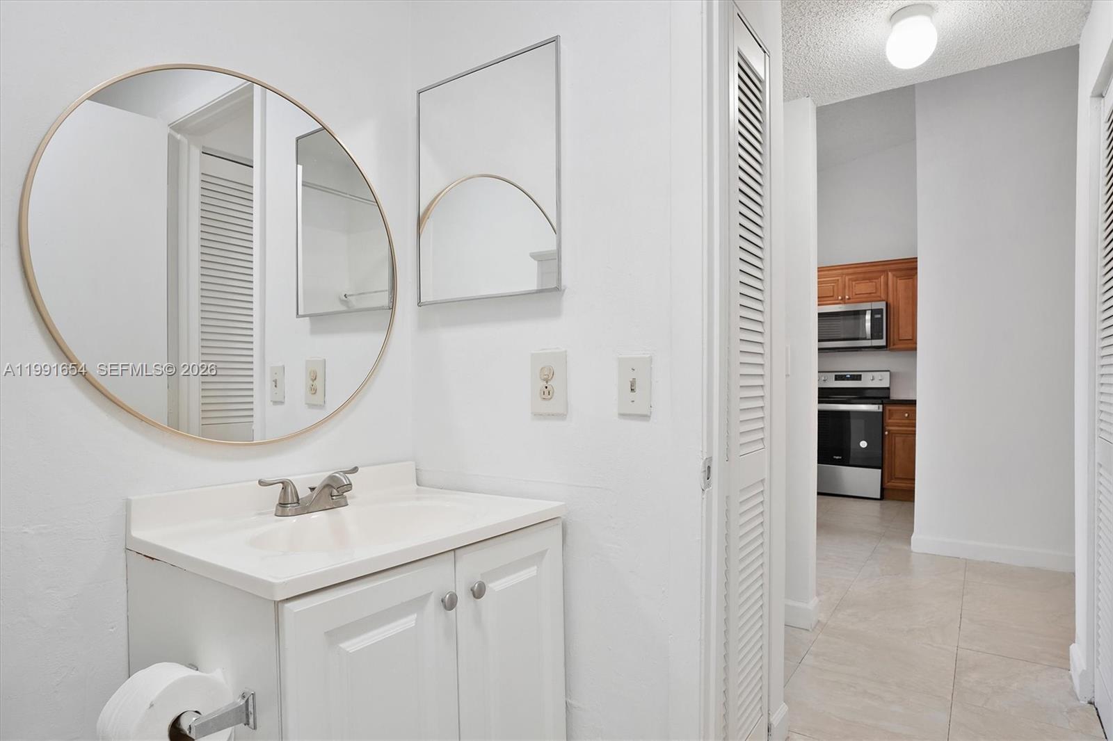 6723 Northwest 188th Terrace Hialeah, FL 33015 - Photo 15 of 29