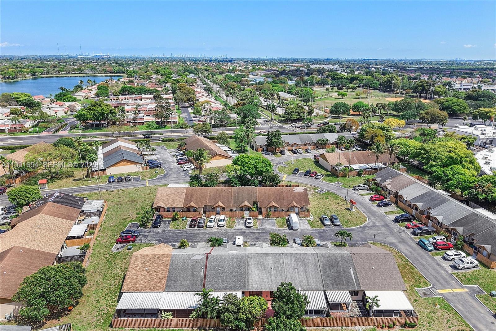 6723 Northwest 188th Terrace Hialeah, FL 33015 - Photo 26 of 29