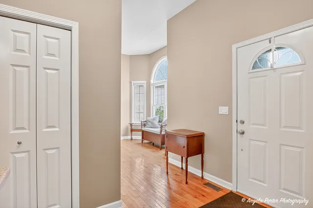 $629,000 | 209 Geneva Lane, McHenry, IL 60051