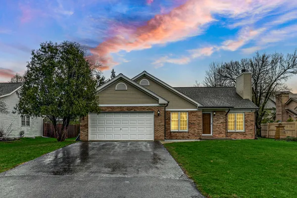 $329,900 | 889 Dorsetshire Drive, Crete, IL 60417