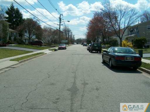 174 Jeffery Road Colonia, NJ 07067 - Photo 2 of 8 Gallery Image 2