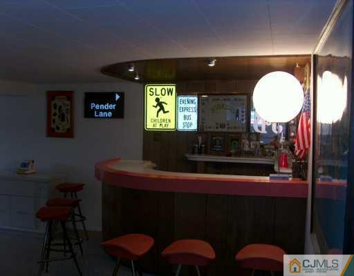174 Jeffery Road Colonia, NJ 07067 - Photo 5 of 8 Gallery Image 5