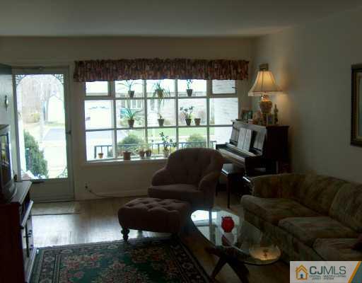 174 Jeffery Road Colonia, NJ 07067 - Photo 7 of 8 Gallery Image 7