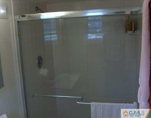 174 Jeffery Road Colonia, NJ 07067 - Photo 8 of 8 Gallery Image 8