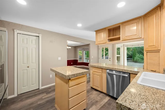 $650,000 | 34502 98th Avenue South, Roy, WA 98580