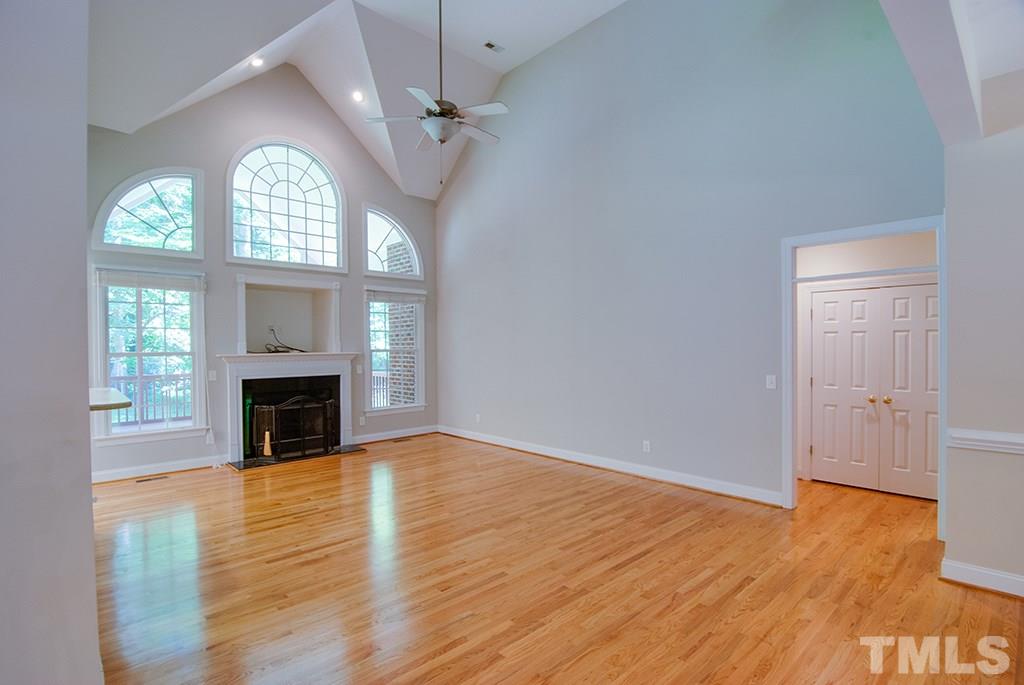 1006 Rees Lane Durham, NC 27705 - Photo 7 of 25 Gallery Image 7