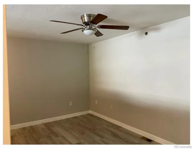 $2,300 | 6005 Castlegate Drive West, Unit B24, Castle Rock, CO 80108