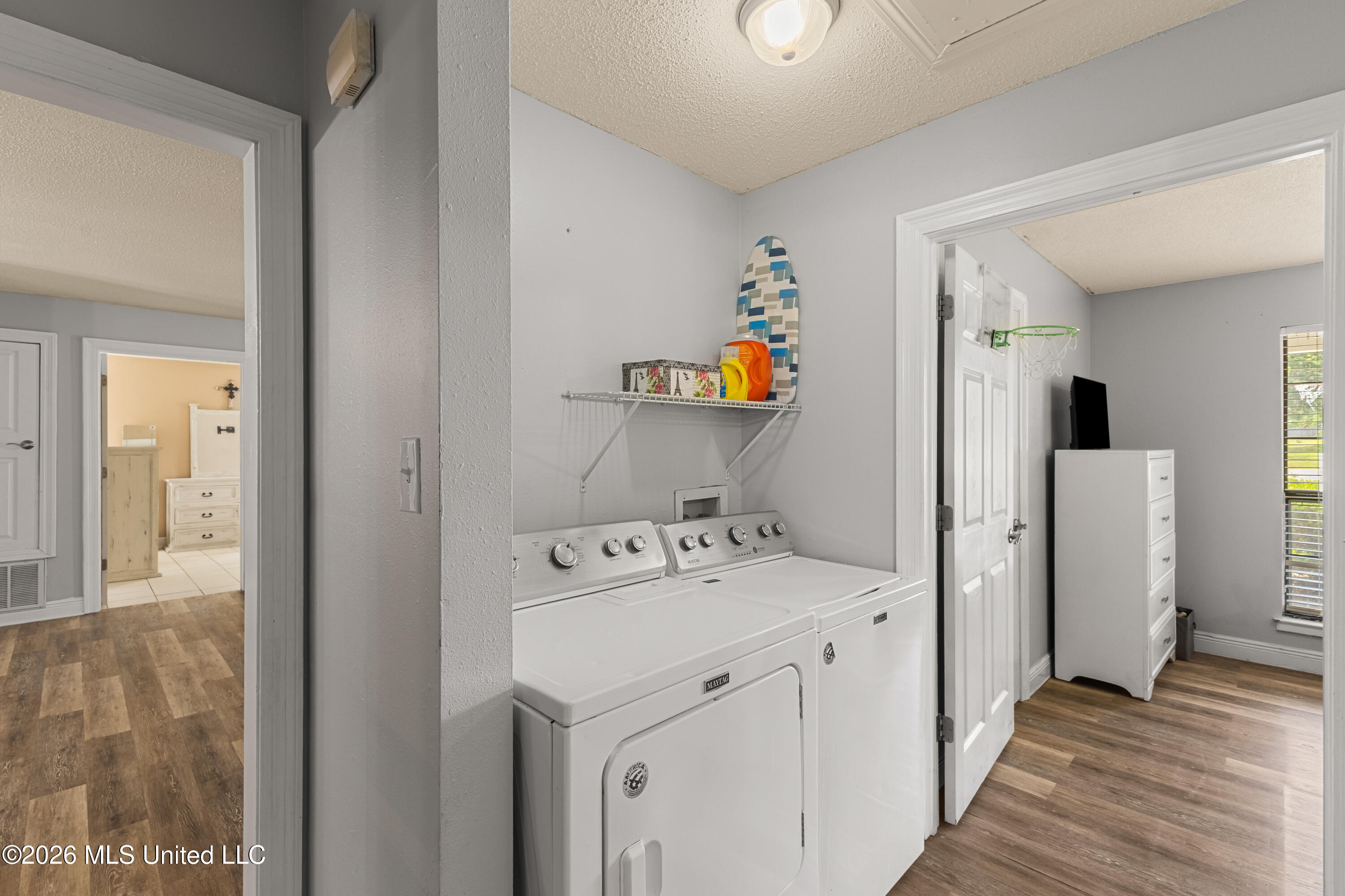 301 Ridgeview Drive Carriere, MS 39426 - Photo 18 of 42 Laundry