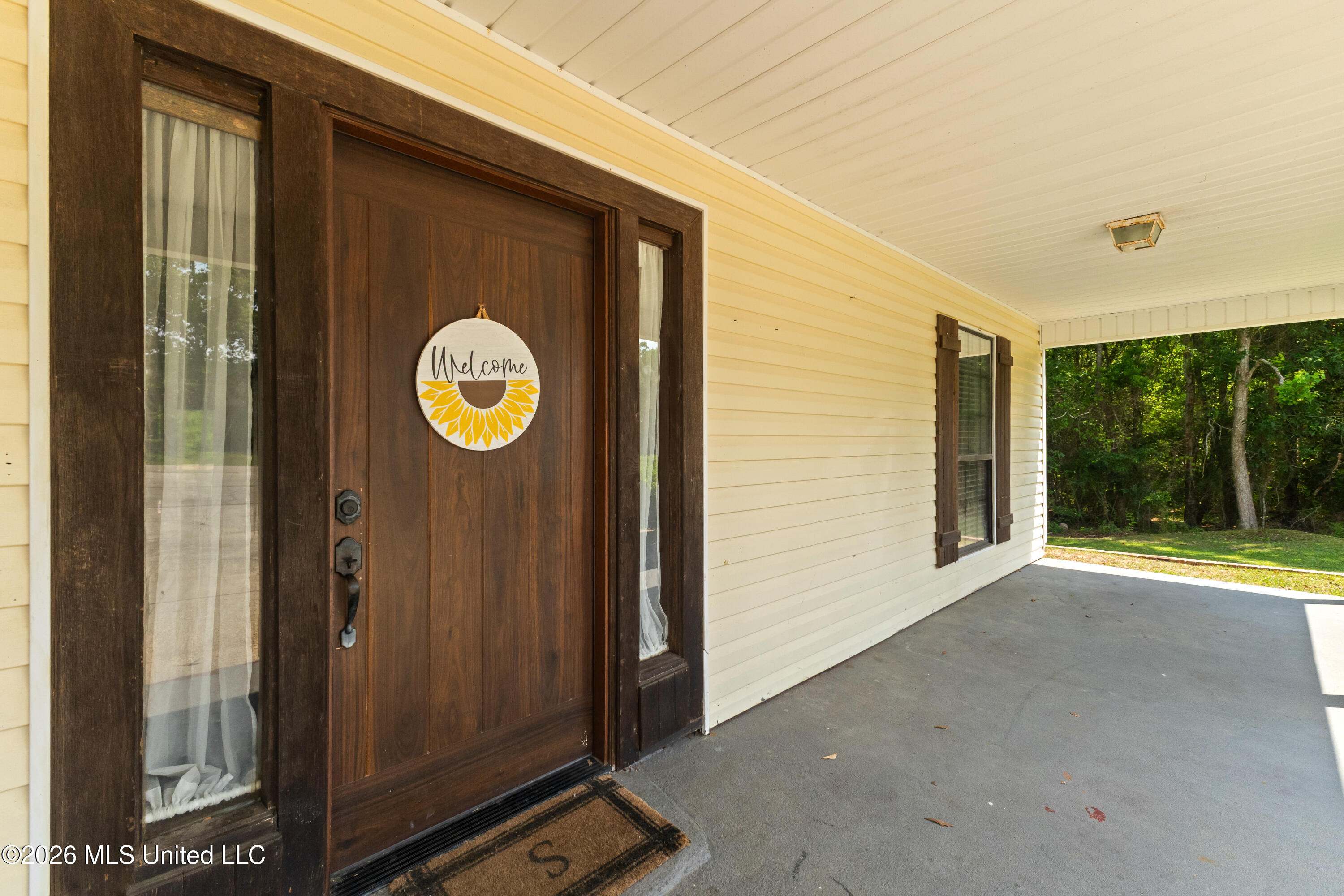 301 Ridgeview Drive Carriere, MS 39426 - Photo 5 of 42 Front porch