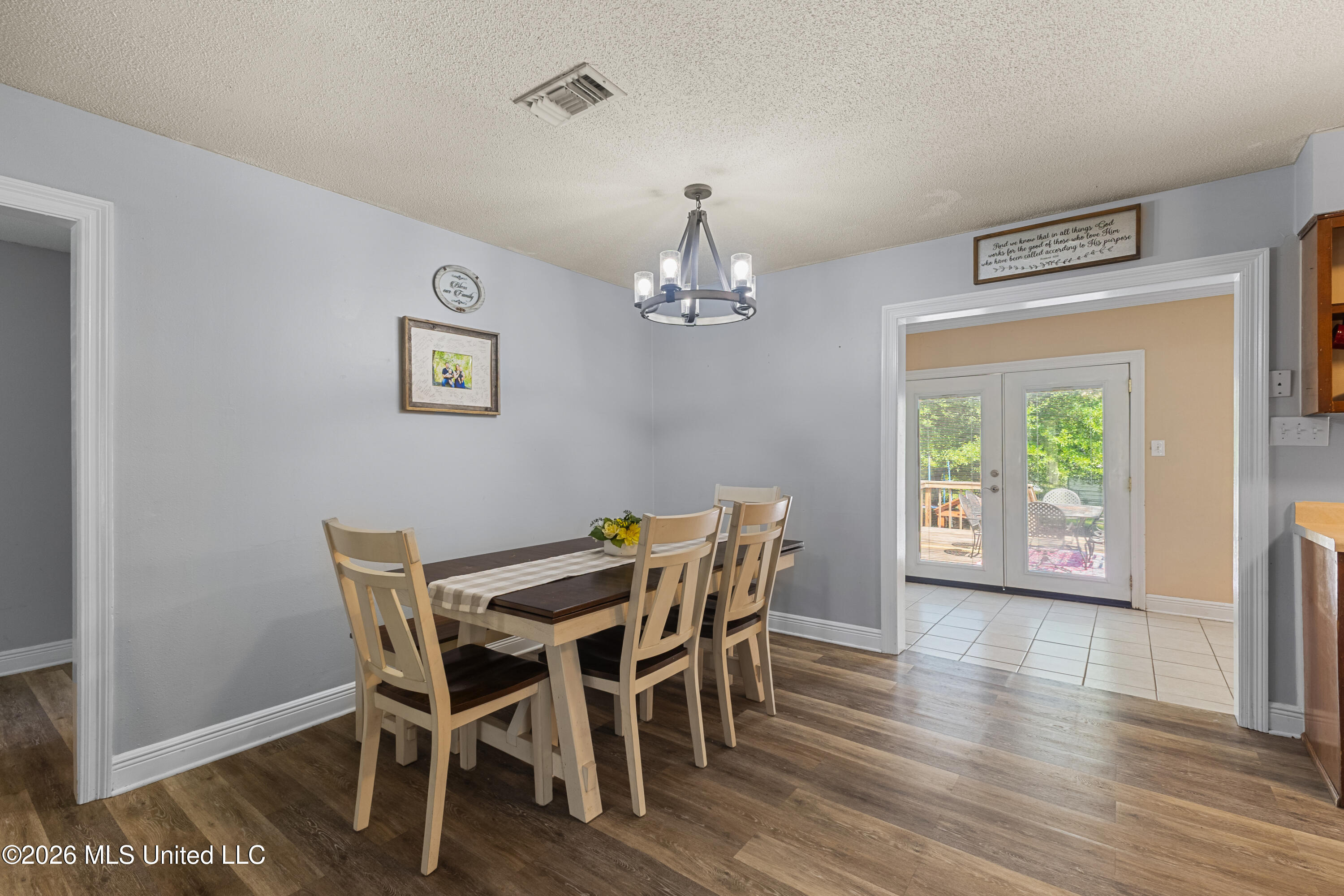 301 Ridgeview Drive Carriere, MS 39426 - Photo 9 of 42 Dining Area