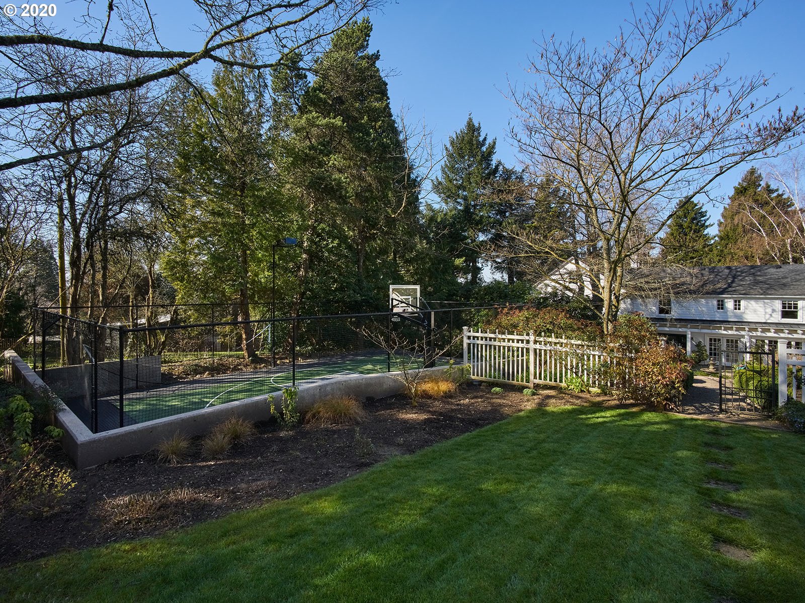 3840 Southwest Dosch Road Portland, OR 97239 - Photo 29 of 30