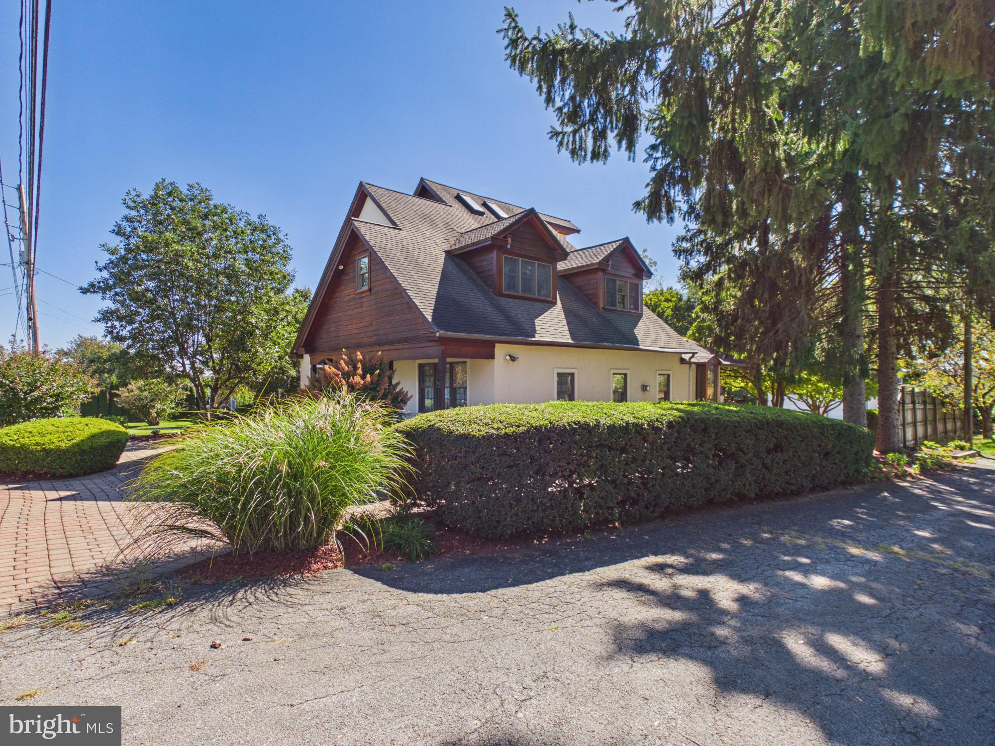 42 Newport Road Gap, PA 17527 - Photo 4 of 47 Gallery Image 4