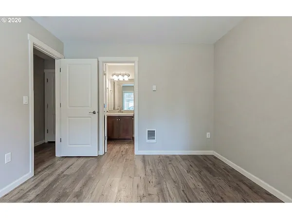 $400,000 | 7953 North E Heiser Street, Hillsboro, OR 97006