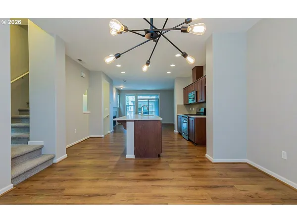 $400,000 | 7953 North E Heiser Street, Hillsboro, OR 97006