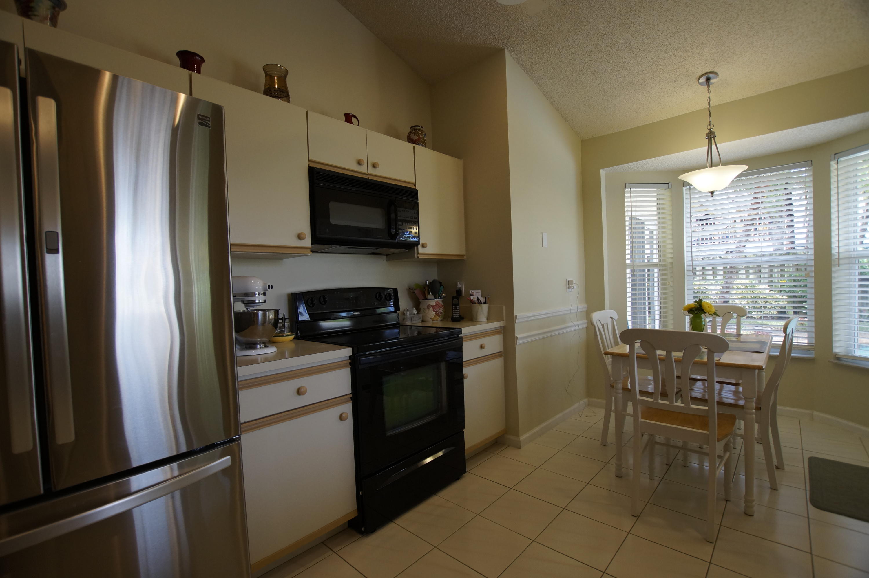 1323 Southwest 3rd Street Boca Raton, FL 33486 - Photo 19 of 27 Kitchen