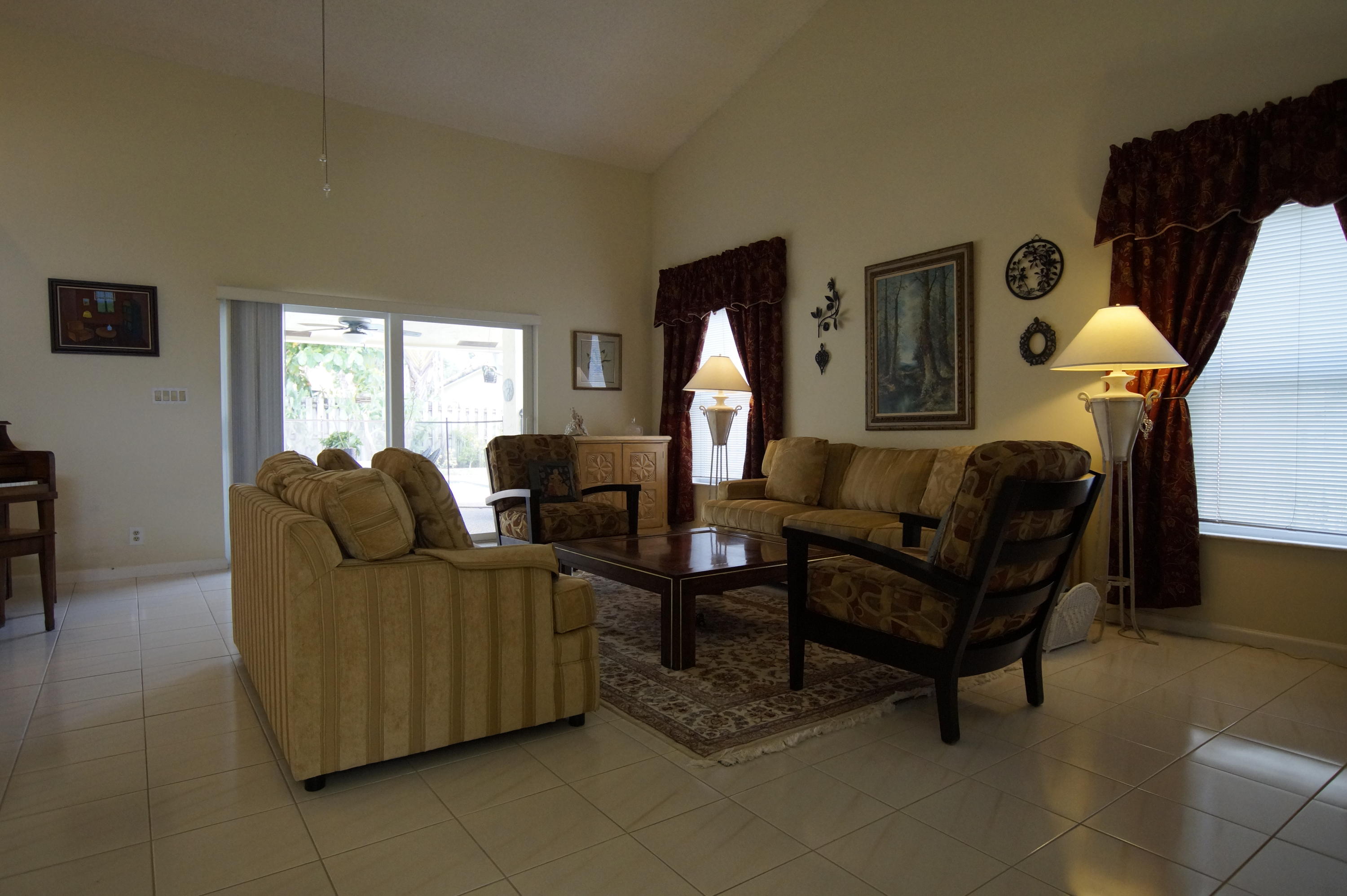 1323 Southwest 3rd Street Boca Raton, FL 33486 - Photo 22 of 27 Formal Living Area