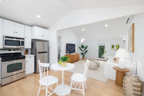 $799,000 | 121 Laurel Avenue, Kenwood, CA 95452