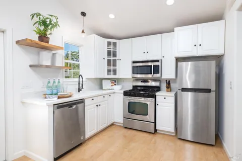 $799,000 | 121 Laurel Avenue, Kenwood, CA 95452