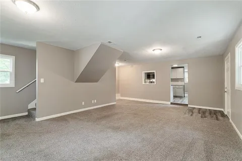 $250,000 | 307 Northwest 63 Terrace, Kansas City, MO 64118