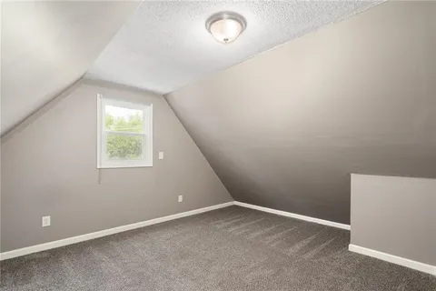 $250,000 | 307 Northwest 63 Terrace, Kansas City, MO 64118