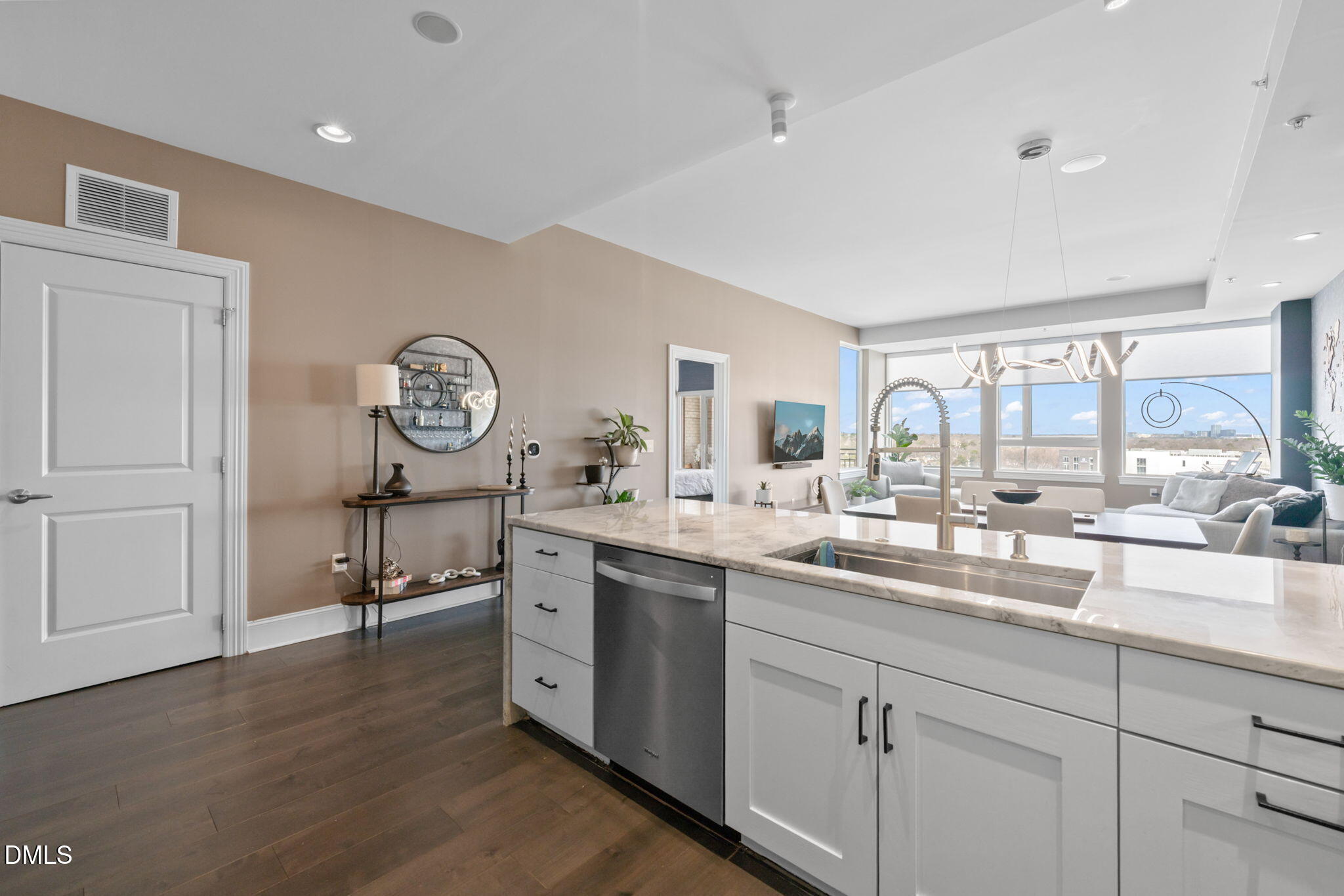 400 West North Street, Unit 1218 Raleigh, NC 27603 - Photo 7 of 41 Kitchen view