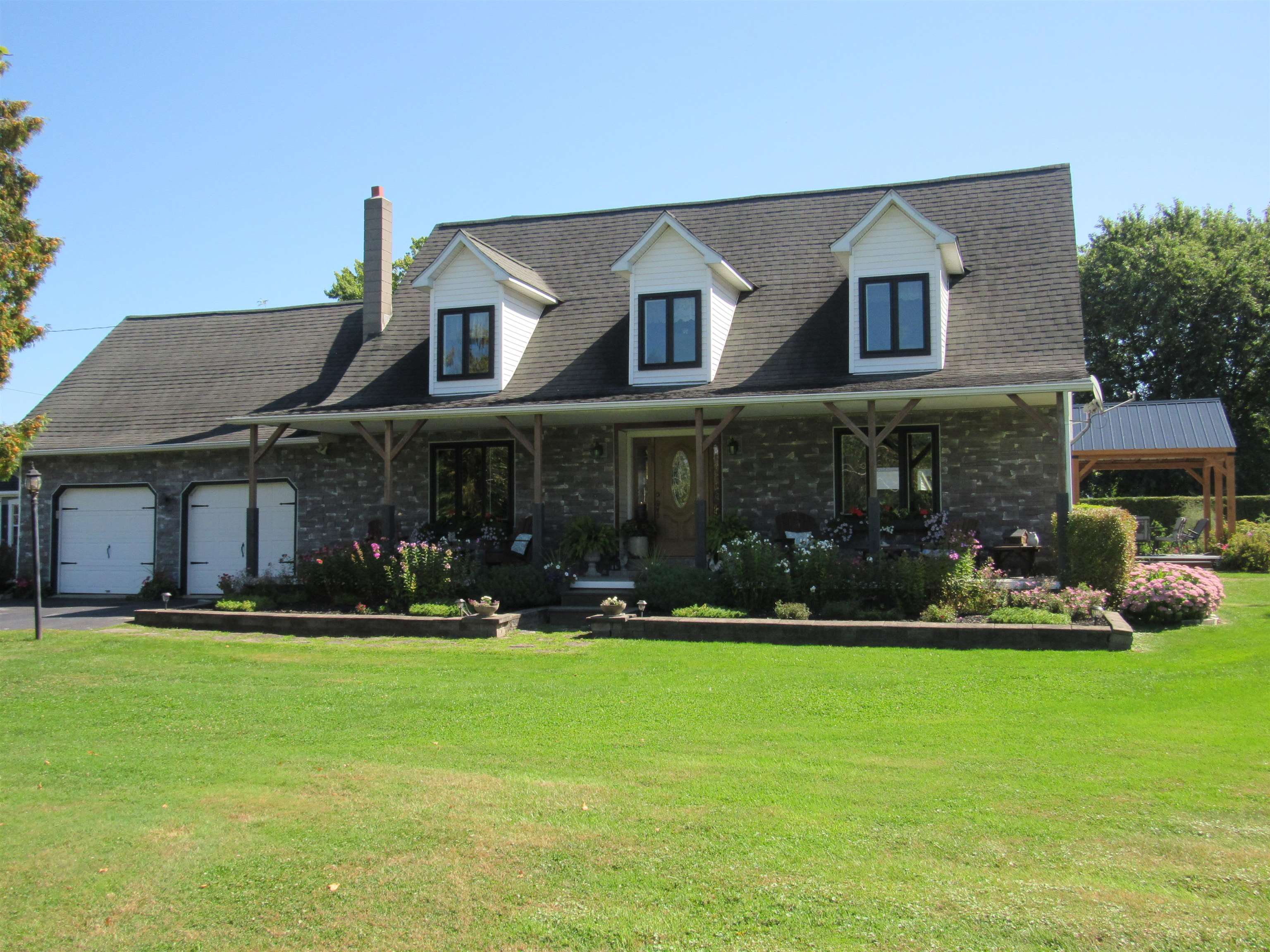 109 Hog Island Road Swanton, VT 05488 - Photo 2 of 28