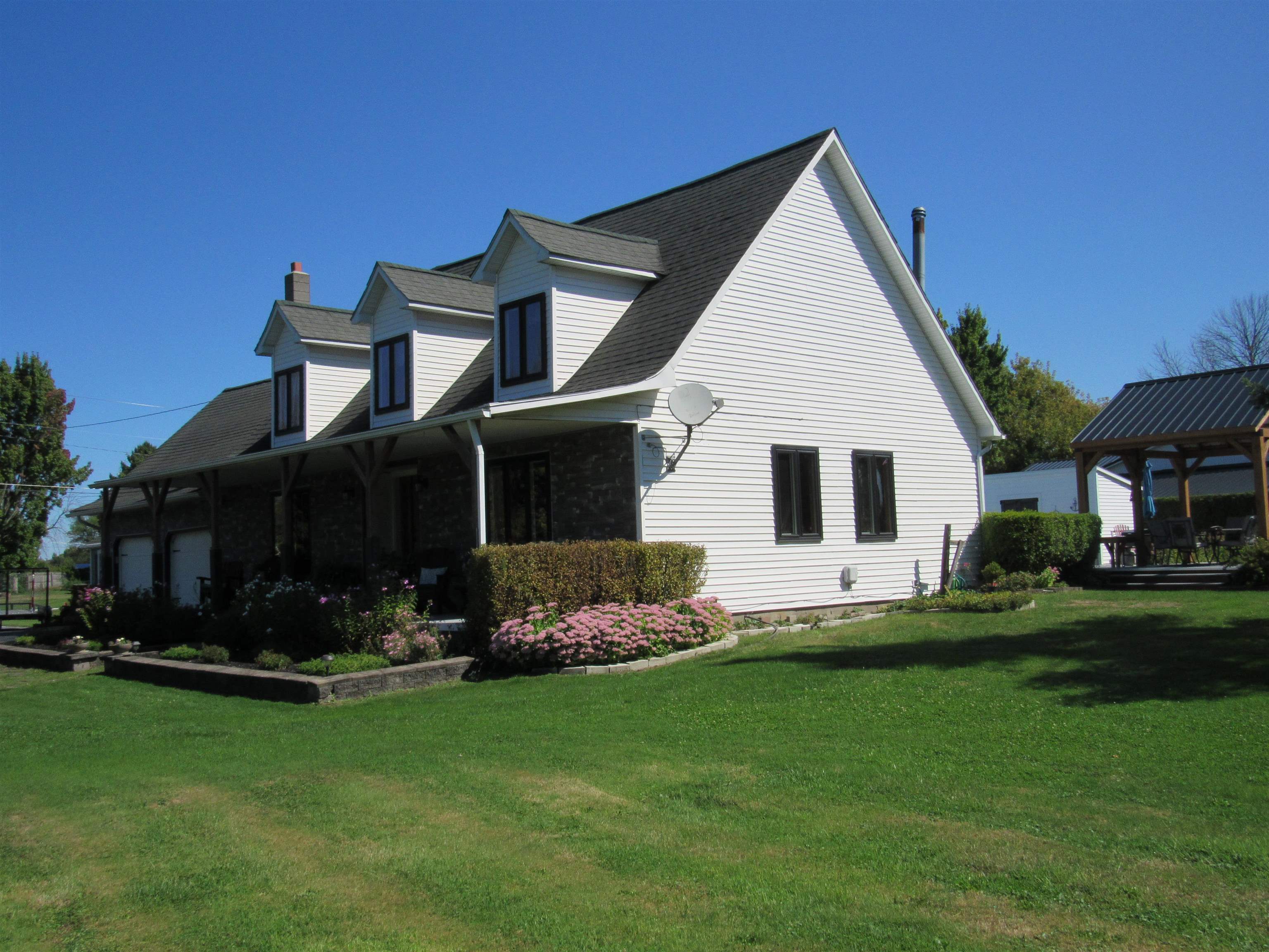 109 Hog Island Road Swanton, VT 05488 - Photo 3 of 28