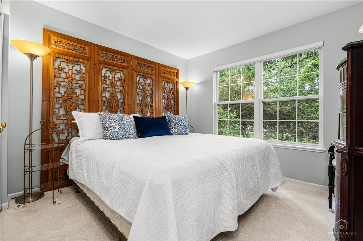 1143 Coldspring Road Elgin, IL 60120 - Photo 24 of 26
