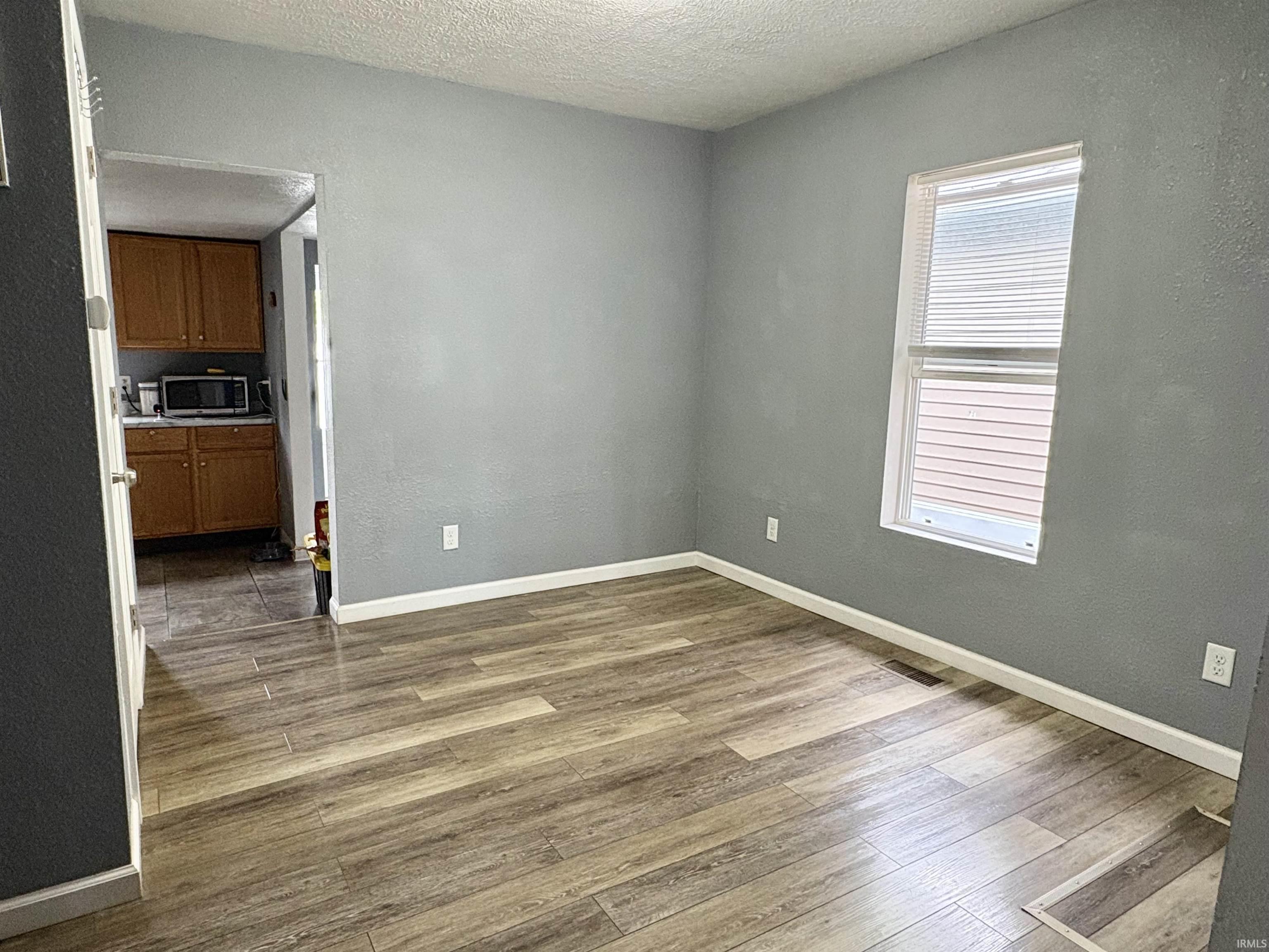 210 West Jay Street Dunkirk, IN 47336 - Photo 20 of 31