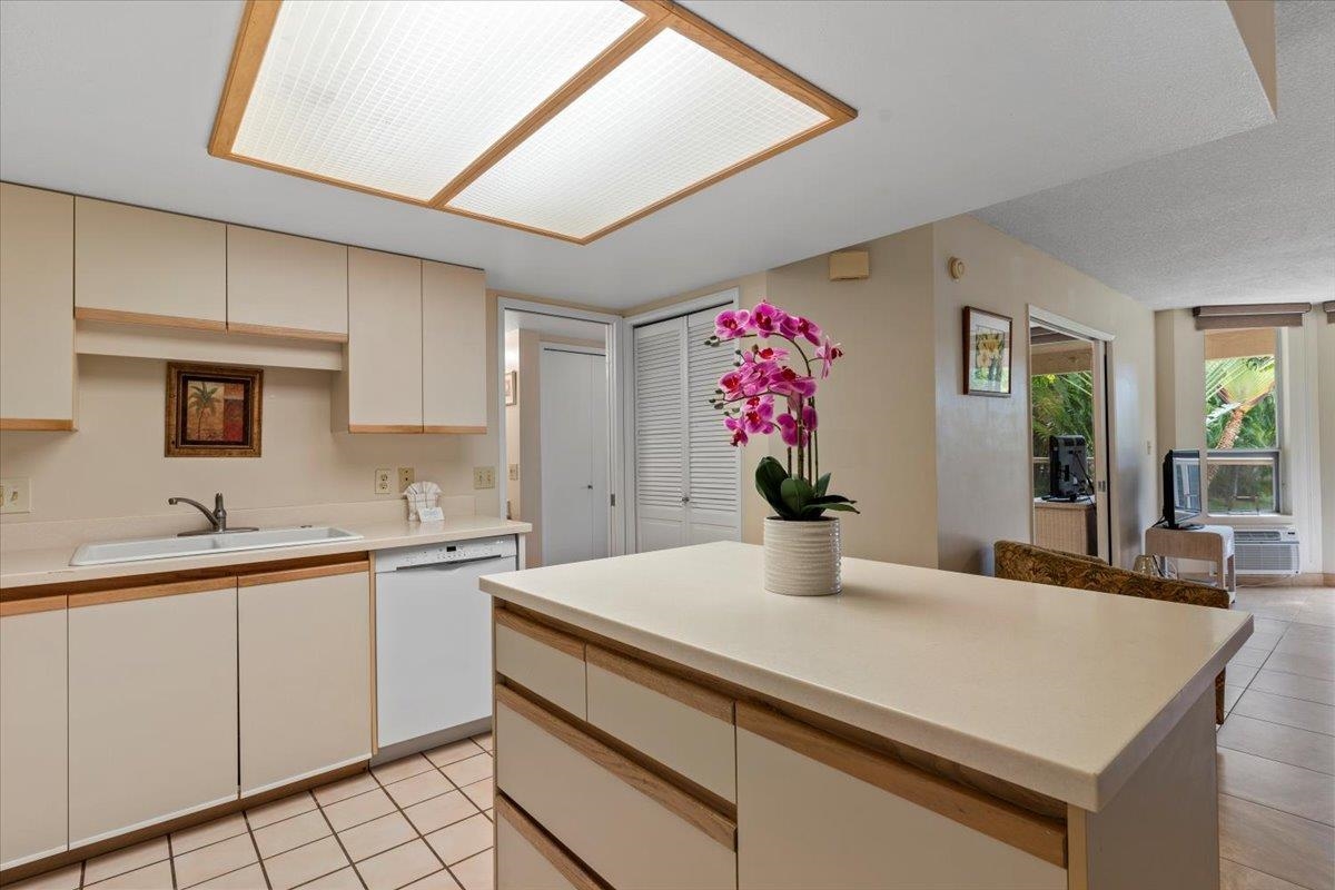 2575 South Kihei Road, Unit Q209 Kihei, HI 96753 - Photo 11 of 37 Gallery Image 11