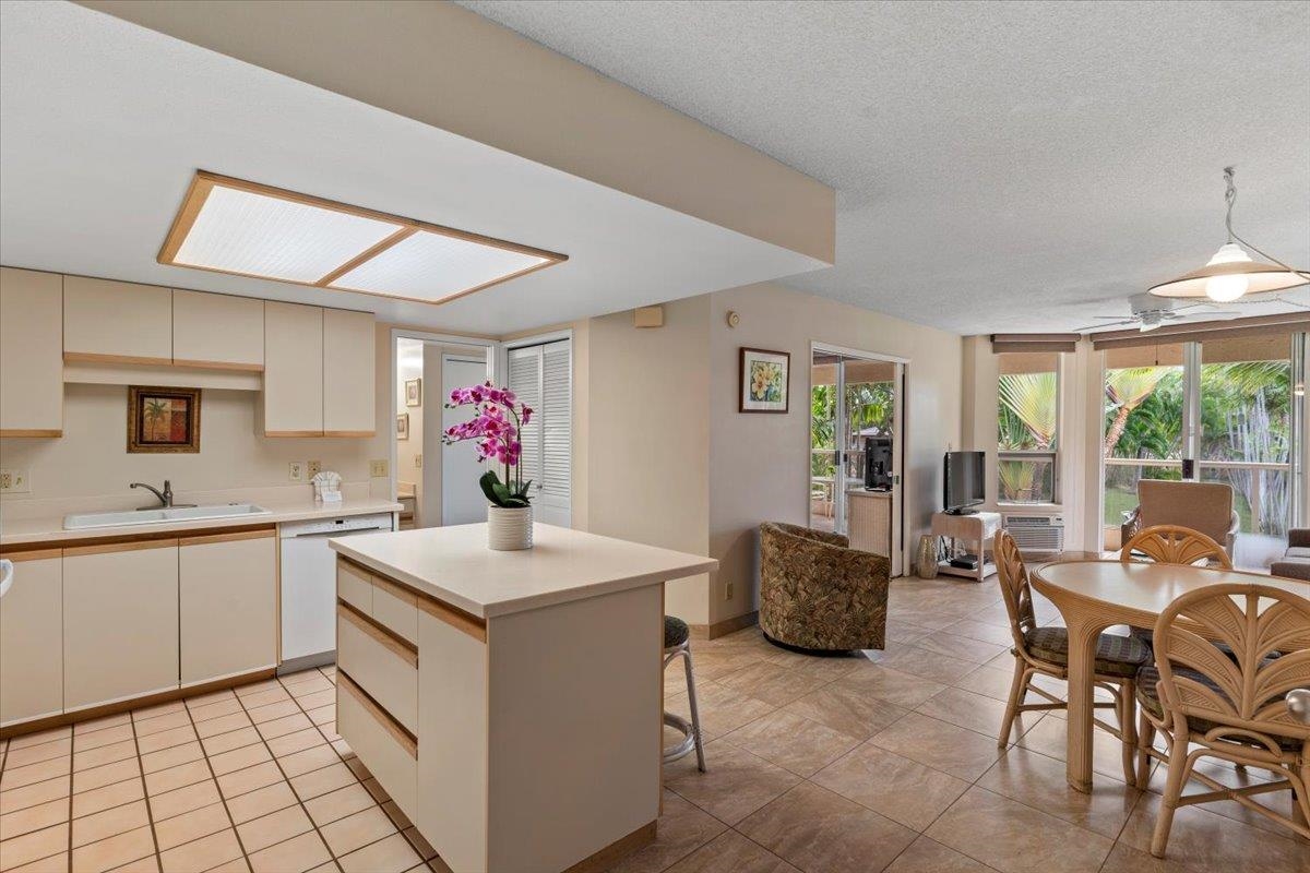 2575 South Kihei Road, Unit Q209 Kihei, HI 96753 - Photo 12 of 37 Gallery Image 12