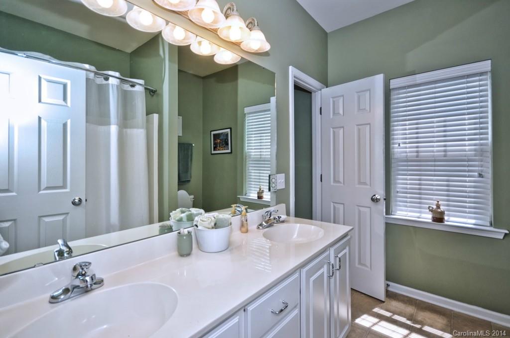 19405 Ruffner Drive, Unit 4 Cornelius, NC 28031 - Photo 15 of 21 Gallery Image 15