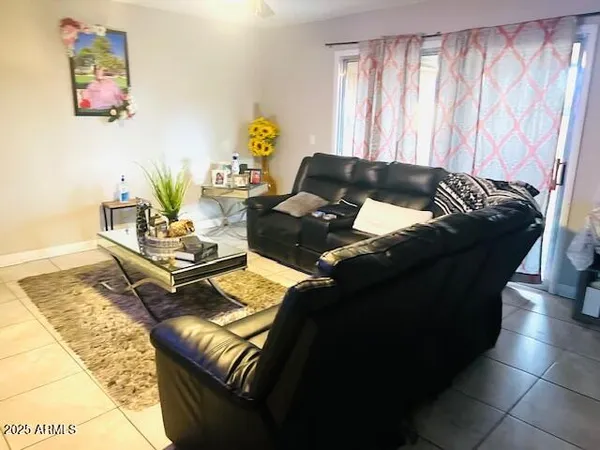 $196,500 | 2377 West Hazelwood Street, Phoenix, AZ 85015