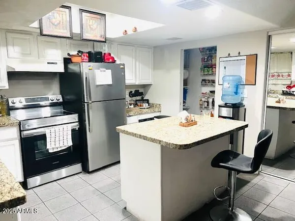 $196,500 | 2377 West Hazelwood Street, Phoenix, AZ 85015