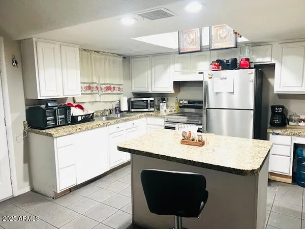 $196,500 | 2377 West Hazelwood Street, Phoenix, AZ 85015