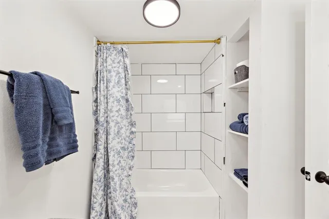 $249,900 | 229 Sherman Drive, Pottsboro, TX 75076